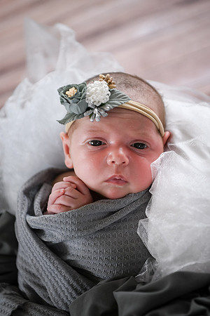 Jade Newborn [peek] 27