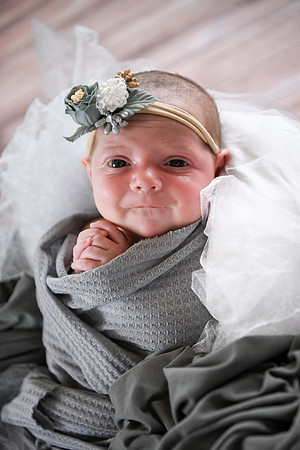 Jade Newborn [peek] 28