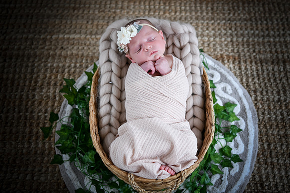 Jade Newborn [peek] 34