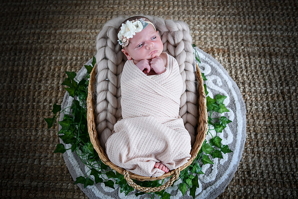 Jade Newborn [peek] 36