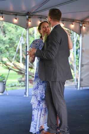 Carter & Marlah Reception [Mother Son Dance] 044