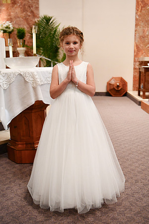Isabel [First Communion] 040