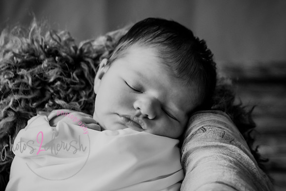 Alivia newborn 006
