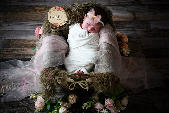 Alivia newborn 033