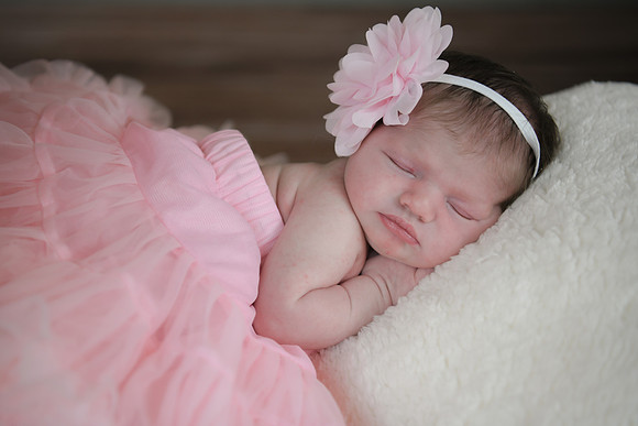 Alivia newborn 064