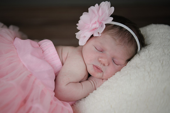Alivia newborn 068