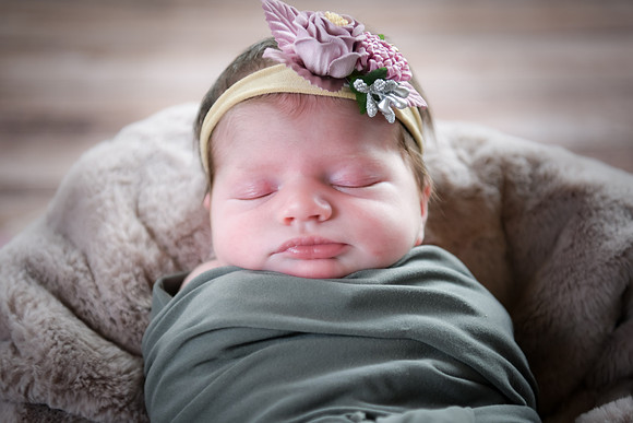 Alivia newborn 104