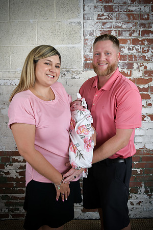 Alivia newborn 200