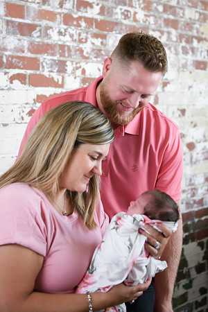 Alivia newborn 246
