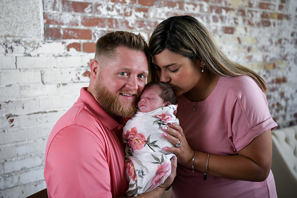 Alivia newborn 270