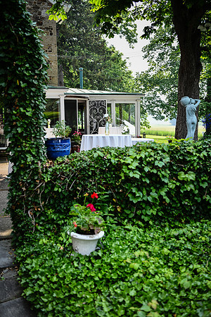 Carter & Marlah Wedding Photos [grounds] 073