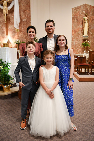 Isabel [First Communion] 054