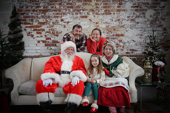 2024 Santa [Tracey] 33