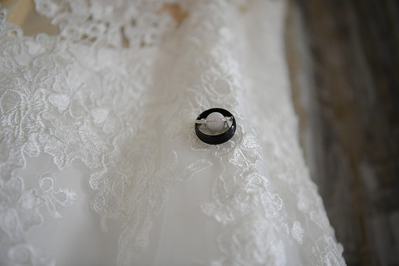 Elizabeth & Kyle WD [proofs] 0111