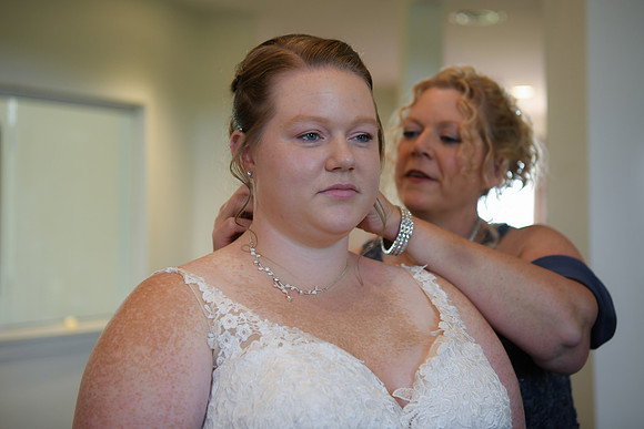 Elizabeth & Kyle WD [proofs] 0142