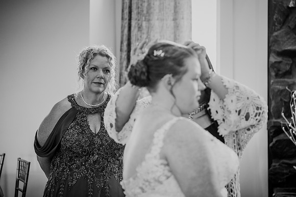 Elizabeth & Kyle WD [proofs] 0160