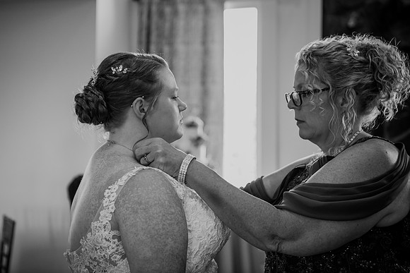 Elizabeth & Kyle WD [proofs] 0162
