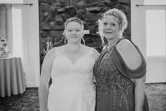 Elizabeth & Kyle WD [proofs] 0192