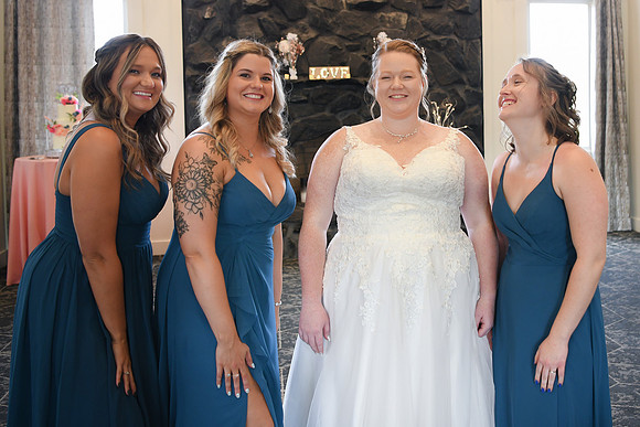 Elizabeth & Kyle WD [proofs] 0202