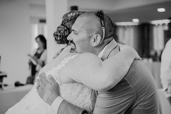 Elizabeth & Kyle WD [proofs] 0211