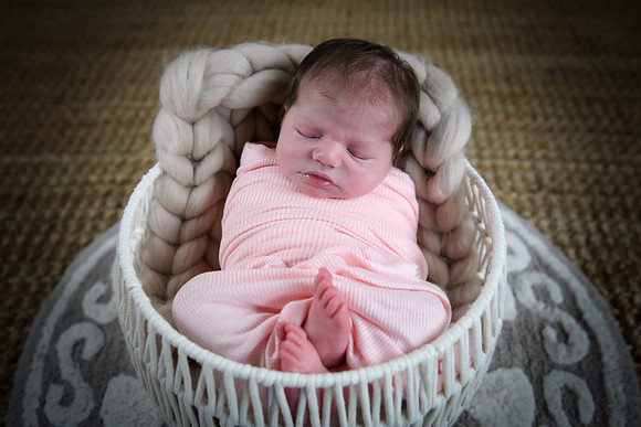 Alivia newborn 151