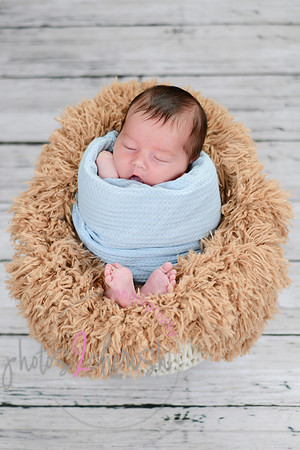 Anthony [newborn] 063