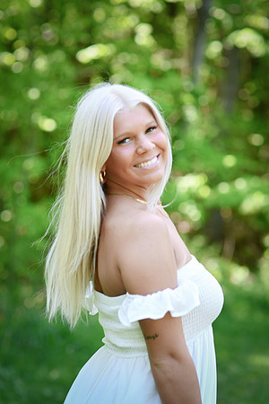 Katie [class of 2024] 019