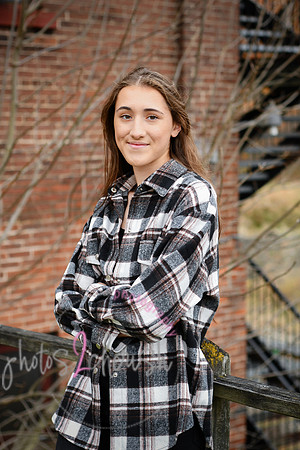 Carmella [MHS Class of 2025] proofs 075
