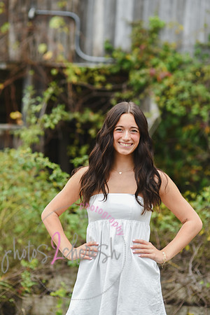 Kate MHS Class of 2025 [peek] 047