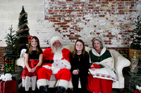 2024 Santa [Knotts] 15