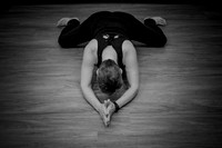 half moon poses 018