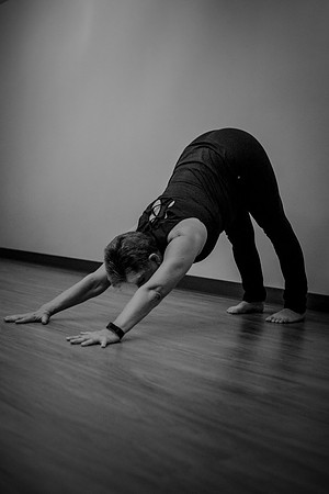 half moon poses 028