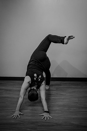 half moon poses 031