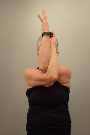 half moon poses 037