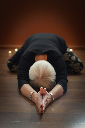half moon poses 051