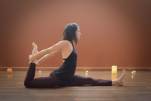 half moon poses 121