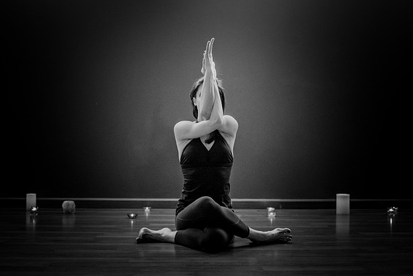 half moon poses 125