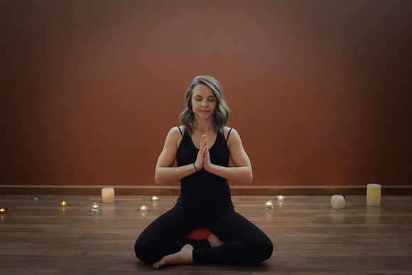 half moon poses 232