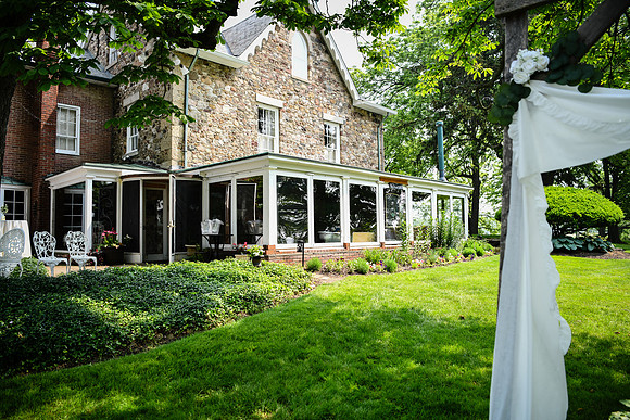 Carter & Marlah Wedding Photos [grounds] 085