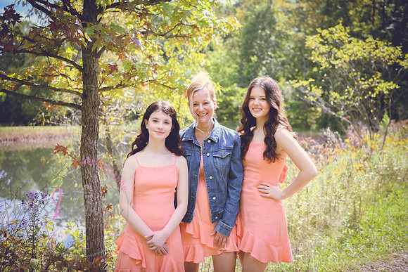 victoria & girls 090