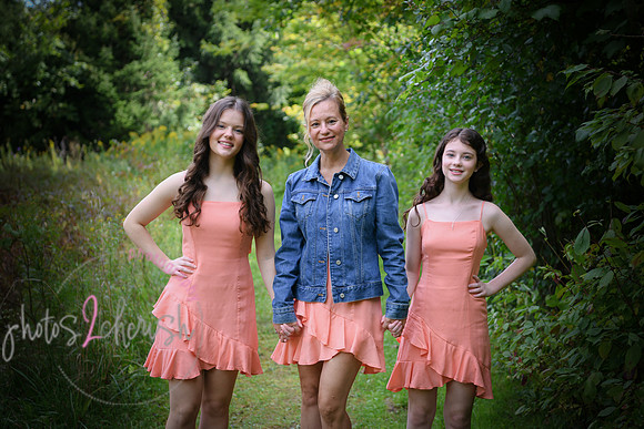 victoria & girls 163