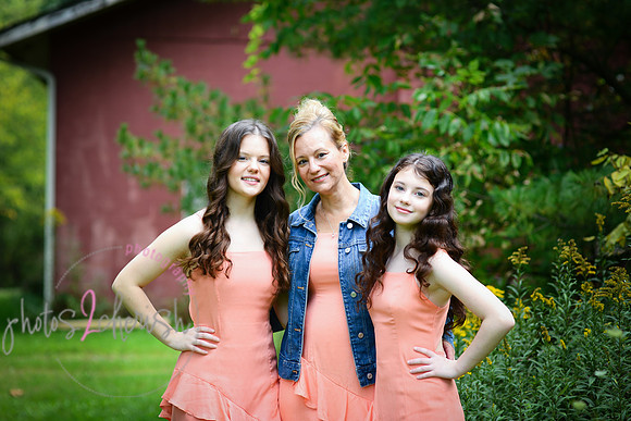 victoria & girls 172