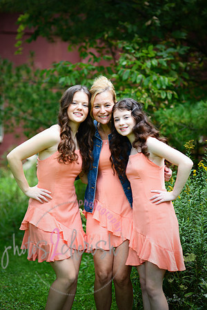 victoria & girls 176