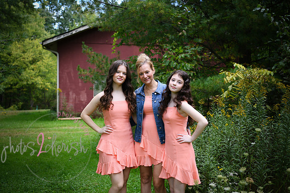 victoria & girls 179