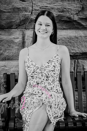 Olivia C [senior photos] 011