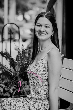 Olivia C [senior photos] 017
