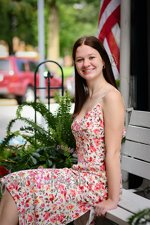 Olivia C [senior photos] 019