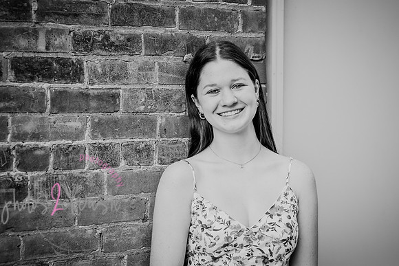 Olivia C [senior photos] 029