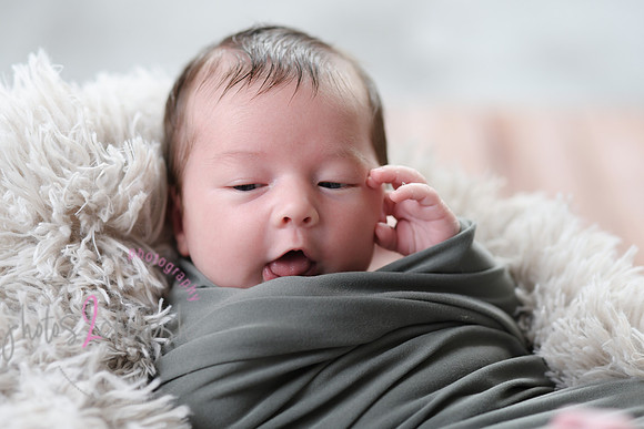 Anthony [newborn] 020