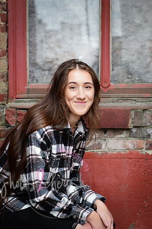 Carmella [MHS Class of 2025] proofs 038